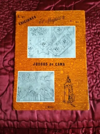 2 revistas antiguas: 1 de ganchillo. 2 de bordado