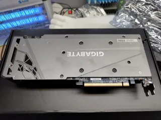 Gigabyte AMD Radeon RX 6700 XT