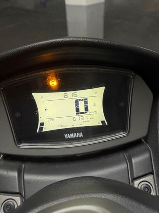 Yamaha Nmax 125cc Scooter Gris