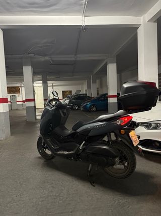 Yamaha Nmax 125cc Scooter Gris