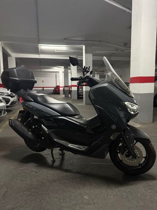 Yamaha Nmax 125cc Scooter Gris