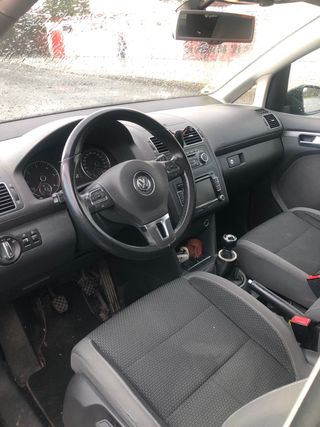 Volkswagen Touran 2010