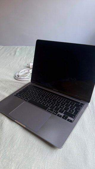 MacBook Pro 13” M1 2020 | 16 GB RAM | 1 TB SSD |