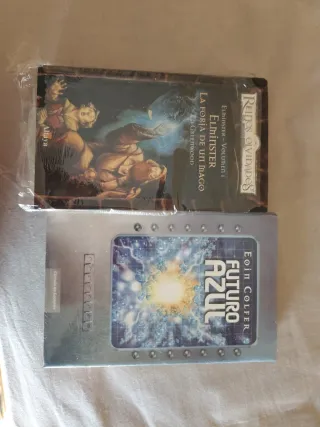 Libros de ficción/literatura juvenil