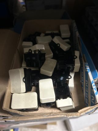 Interruptores Niessen Puma 4000