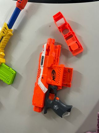 Pistola Nerf y escopeta con Cargador automático