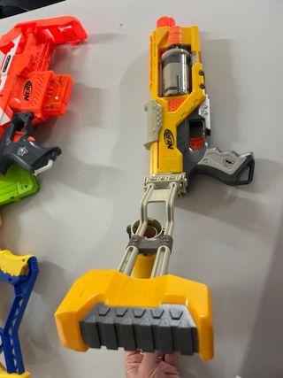 Pistola Nerf y escopeta con Cargador automático