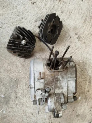 Motores Derbi, Puch, Mobylette