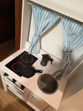 Cocinita de madera infantil