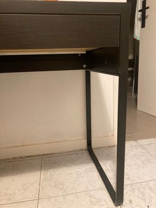 Escritorio Ikea Negro/Marrón