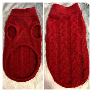 Jersey rojo-burdeos trenzado para mascota.