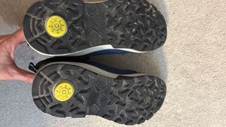 Botas de montaña impermeables