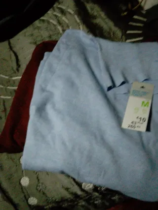 Jersey cuello alto talla M pero da mas talla