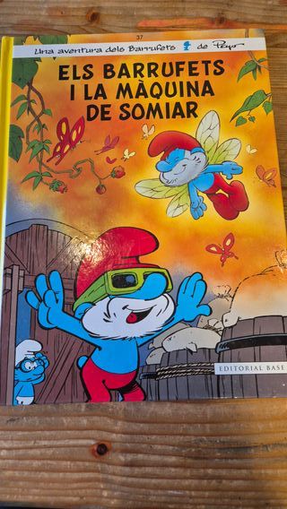 Colección de 5 libros de los pitufos en catalan.