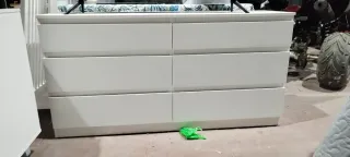 Cómoda 6 cajones blanca está montada