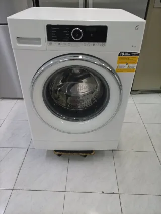 LAVADORA MARCA WHIRLPOOL DE 8 KG