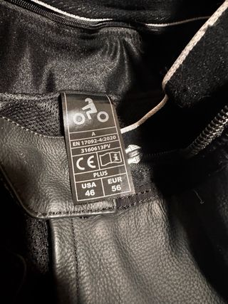 Mono de moto talla 56 como nuevo