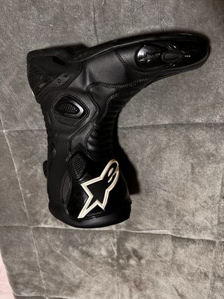 Mono de moto talla 56 como nuevo