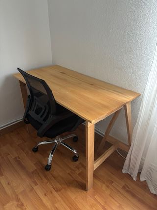 Silla de estudio negra