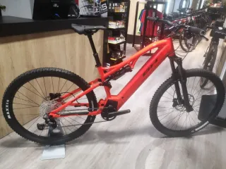 Bicicleta Eléctrica BH Roja