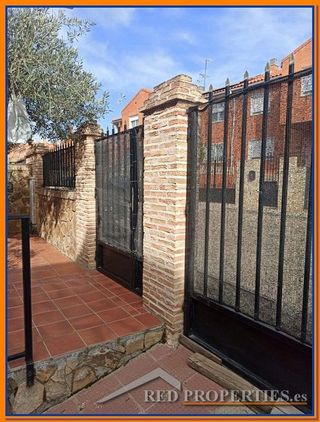 Casa adosada en venta en Yuncos