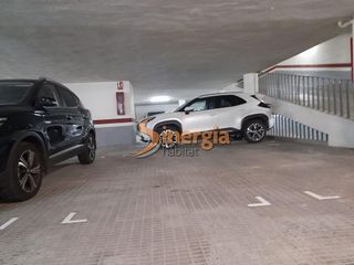 Garaje en venta en Centre en Hospitalet de Llobregat, L´