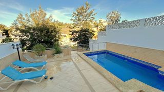 Casa pareada en alquiler en Torrequebrada en Benalmádena