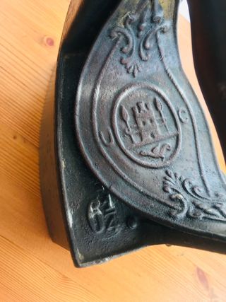 Antigua plancha Mondragón