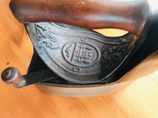 Antigua plancha Mondragón