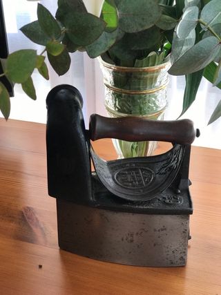 Antigua plancha Mondragón