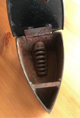 Antigua plancha Mondragón