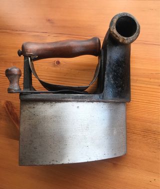 Antigua plancha Mondragón