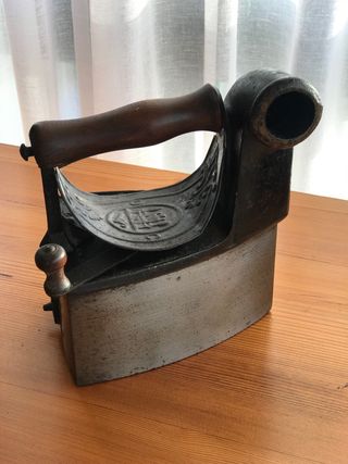 Antigua plancha Mondragón