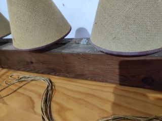 Lámpara rústica salón 4 luces yute madera