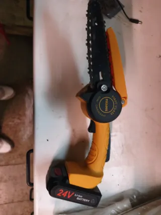 Mini motosierra Full Love 24V