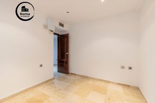 Oficina en venta en Centro - Sagrario en Granada