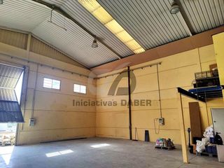 Nave industrial en venta en Yuncos