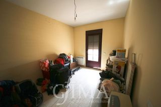 Casa adosada en venta en Tomelloso