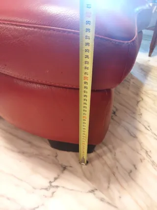 Puff de piel auténtica Natuzzi