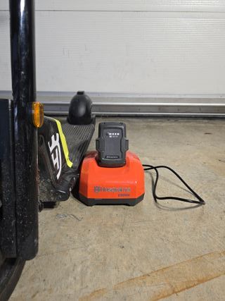 Patinete Eléctrico Husqvarna