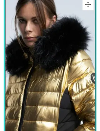 Parka Lola Casademunt dorada y negra