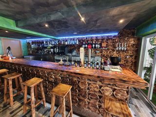 Local comercial en venta en Playa de Poniente en Benidorm