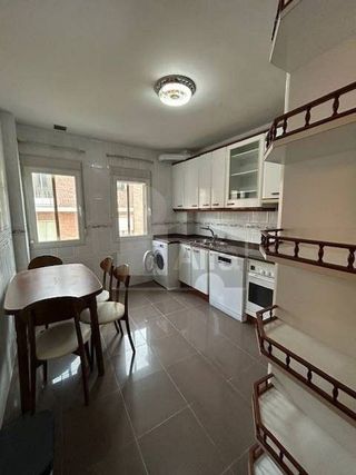 Piso en alquiler en José Zorrilla - Padre Claret en Segovia