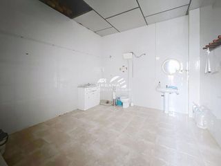 Nave industrial en alquiler en Lucena