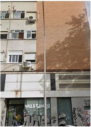 Local comercial en alquiler en Valderas - Los Castillos en Alcorcón