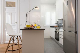 Piso en alquiler en Recoletos en Madrid