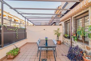 Casa adosada en venta en Angustias - Chana - Encina en Granada