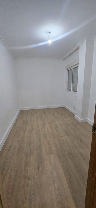 Piso en venta en Los Ángeles en Alicante