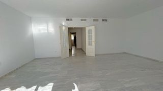 Piso en alquiler en El Mayorazgo - El Limonar en Málaga