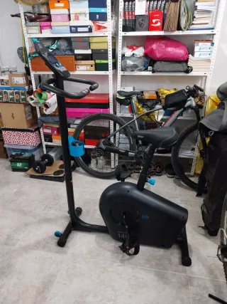 Bicicleta Estática Domyos 140